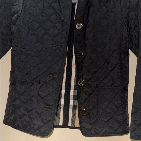 Burberry Black Quilted Kids Puffer Jacket - Picture 3 of 6